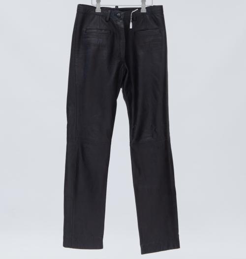 PANTALÓN DE MUJER EN CUERO COLOR NEGRO