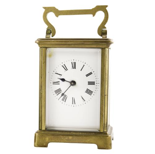 RELOJ DE CARRUAJE EN BRONCE DORADO. CUERDA CON LLAVE. FF S.