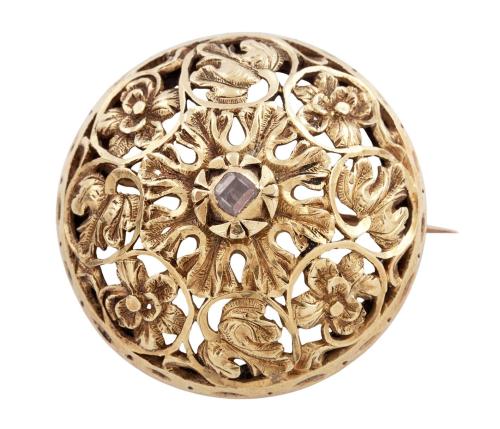 Broche