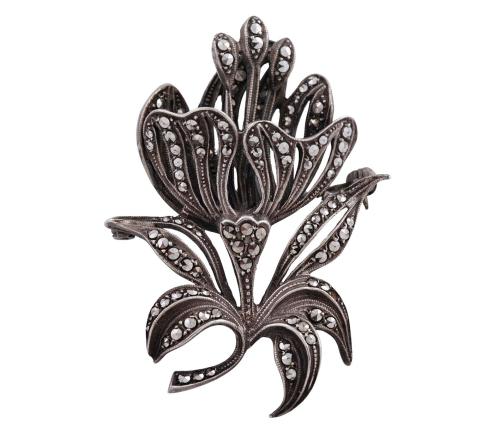 Broche
