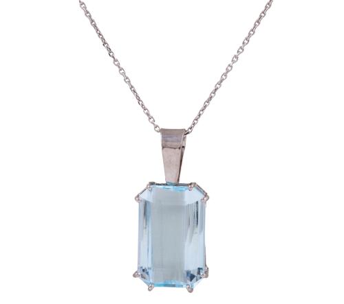 Colgante con cadena