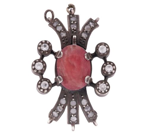 Broche
