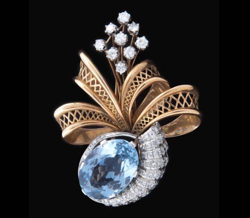 Broche