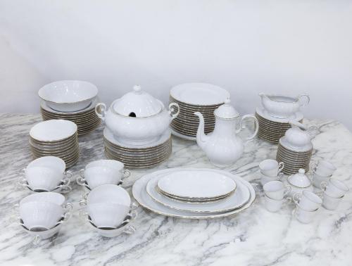 VAJILLA COMPLETA EN PORCELANA DE BAVARIA
