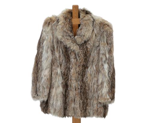 CHAQUETÓN EN PIEL DE ZORRO