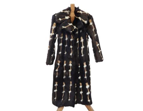 ABRIGO LARGO RECTO EN PIEL DE PONY