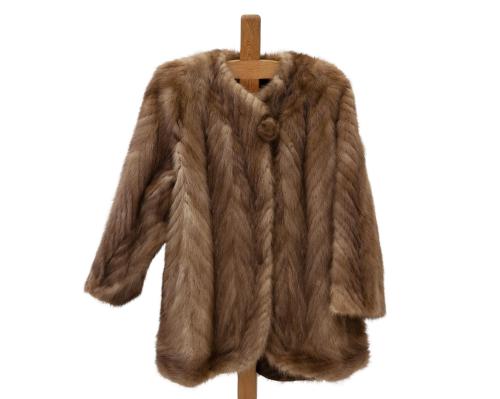 ABRIGO LARGO EN PIEL DE VISÓN REVERSIBLE