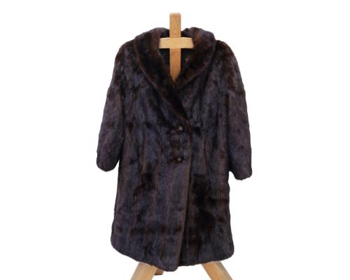 ABRIGO LARGO EN PIEL DE VISÓN