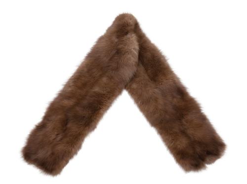 ESTOLA EN PIEL DE VISÓN CON FORRO