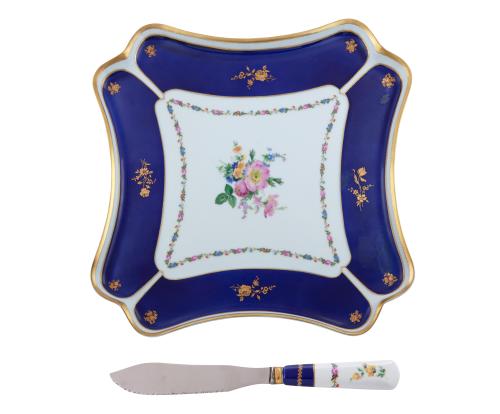 JUEGO BANDEJA Y PALA EN PORCELANA DE LIMOGES (FRANCIA, S. X