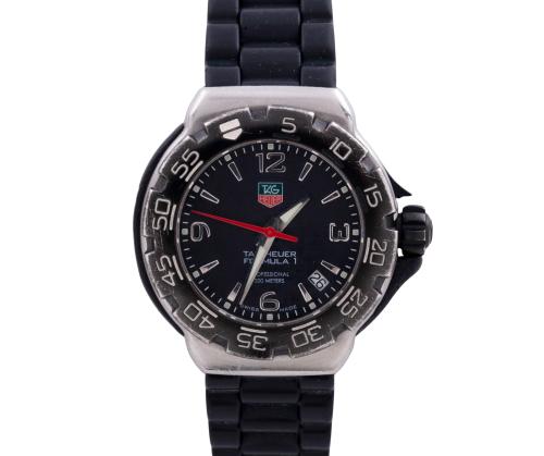 RELOJ TAG HEUER, MODELO FÓRMULA 1 CADETE EN ACERO. CUARZO