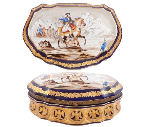 CAJA JOYERO EN PORCELANA ALEMANA CON SELLO EN EL REVERSO DE