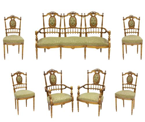 SILLERIA ESTILO LUIS XVI , DORADA Y TALLADA