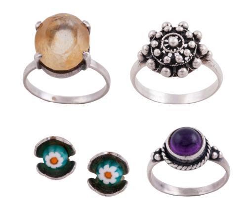 Sortija y pendientes