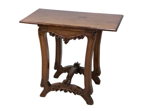 MESA AUXILIAR ESTILO LUIS XV