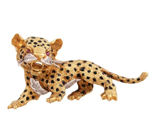Broche