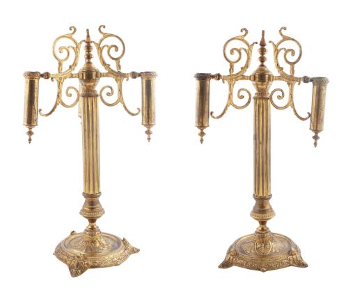 PAREJA DE CANDELABROS DE ESTILO IMPERIO FRANCÉS (S.XIX).