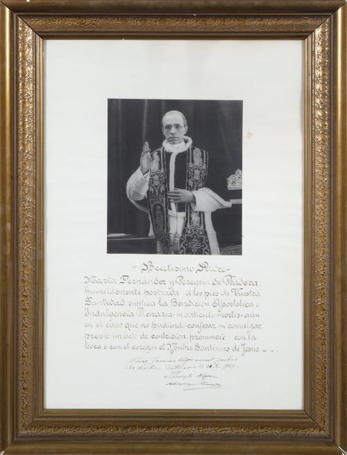 FOTOGRAFÍA DE PIO XII FIRMADA Y DEDICADA A MANO POR EL CARD